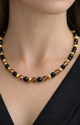 collana oro e nera